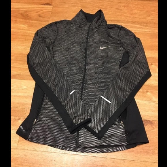 nike jackets on sale